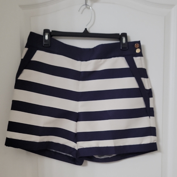 H&M Size 12 Navy Blue and Ivory Striped Sailor Style Shorts, Gently Used Cond. - Picture 1 of 9
